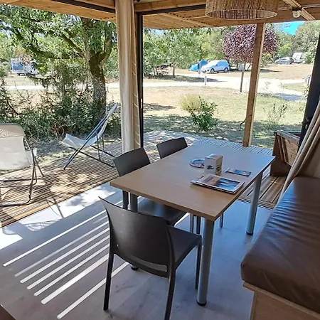 Les Campagnes Campsite