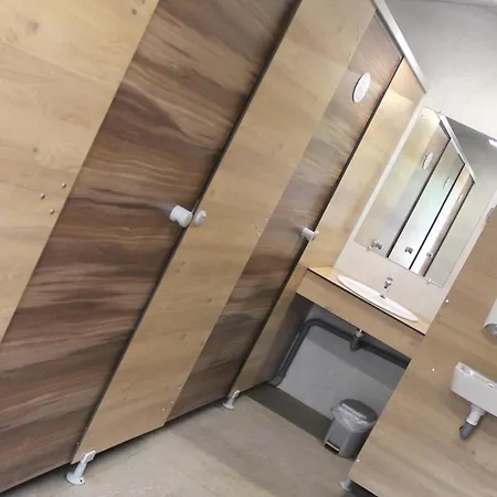 Les Campagnes Κάμπινγκ *